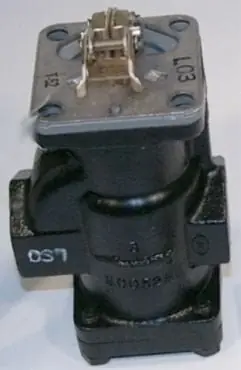 Fast Shipping MCDONNELL & MILLER 352600 SA551S-101-102 Valve Assembly - Strainer Included